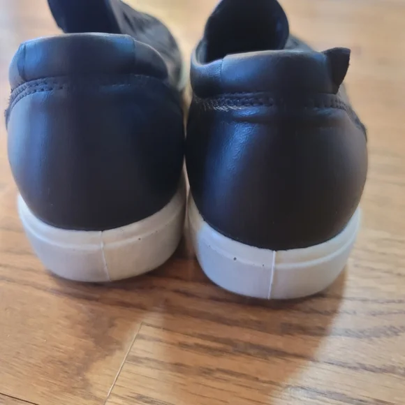 Ecco $175 soft Black woven Cow Leather cushioned slip-on loafers shoes - Picture 11 of 11